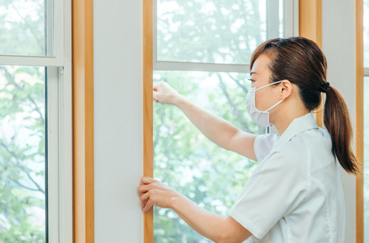 圧倒的に短い接触時間で、忙しい現場でもすぐ除菌完了